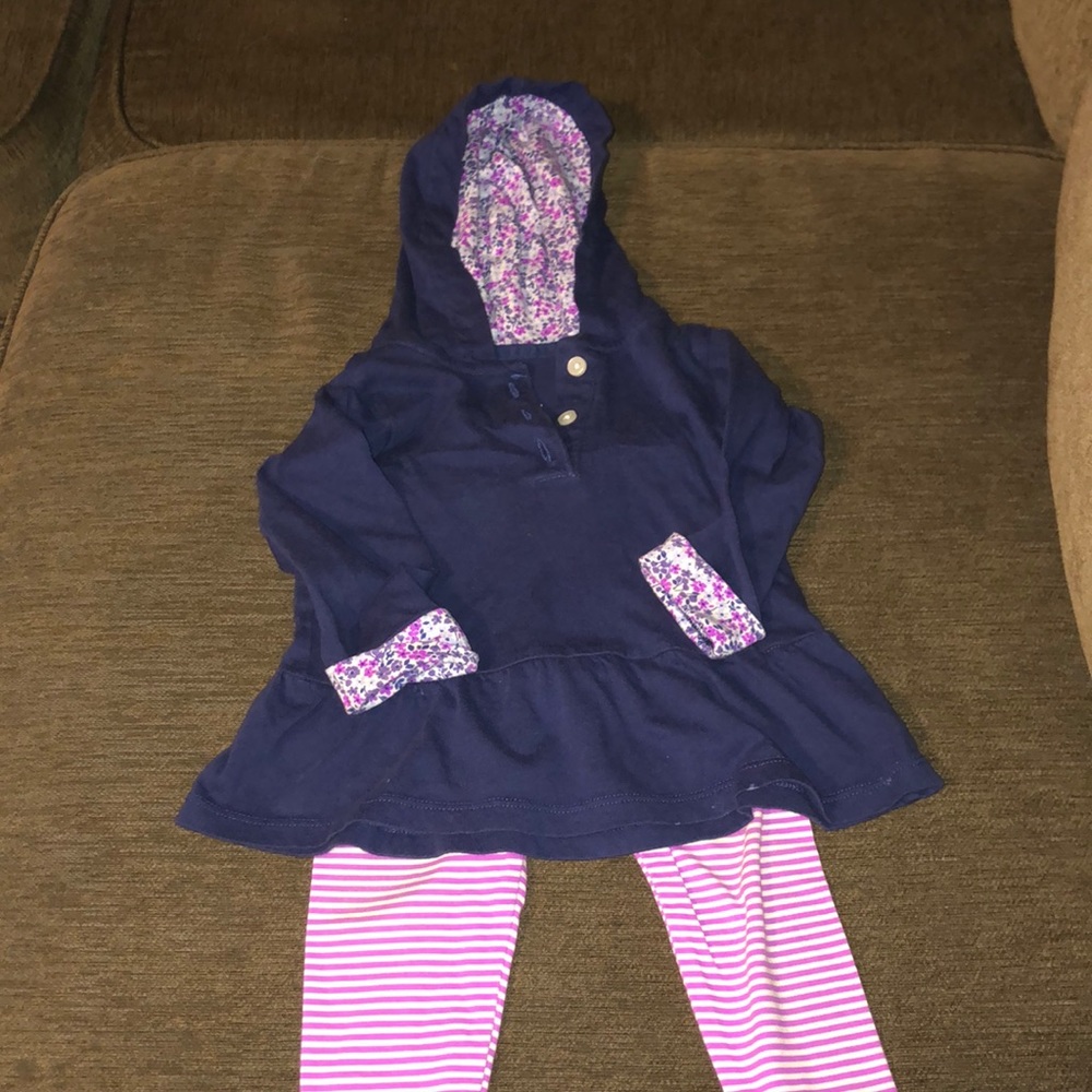 Carters 2 pieces